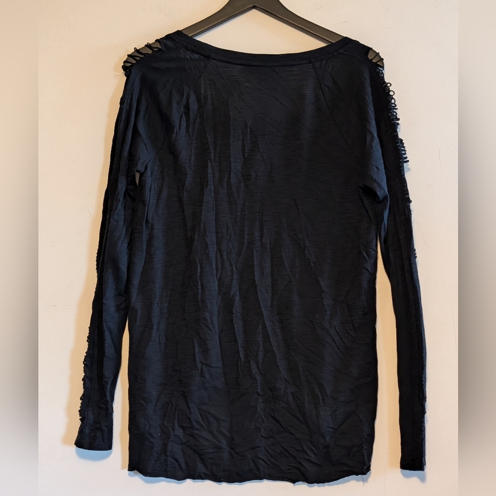Rock & Republic Black Studded Cross Slashed Sleeve Top Medium Goth Boho Concert - Picture 5 of 5